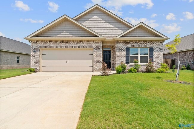 property at 510 Solstice Cir SW