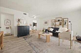4100 Ridglea Country Club Dr in Fort Worth, TX - Building Photo - Building Photo