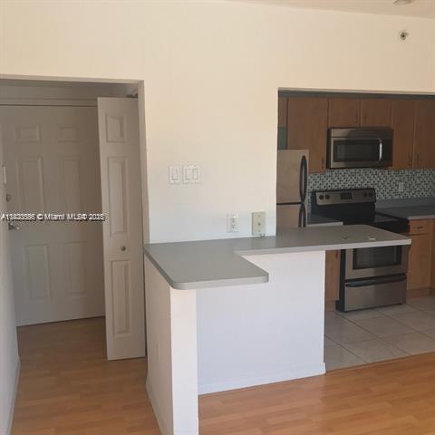 7326 Collins Ave in Miami Beach, FL - Building Photo - Building Photo