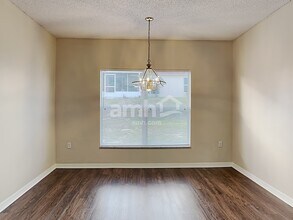 330 Salmon Ct in Kissimmee, FL - Building Photo - Building Photo