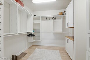 11012 Castlereagh St in Ft. Myers, FL - Building Photo