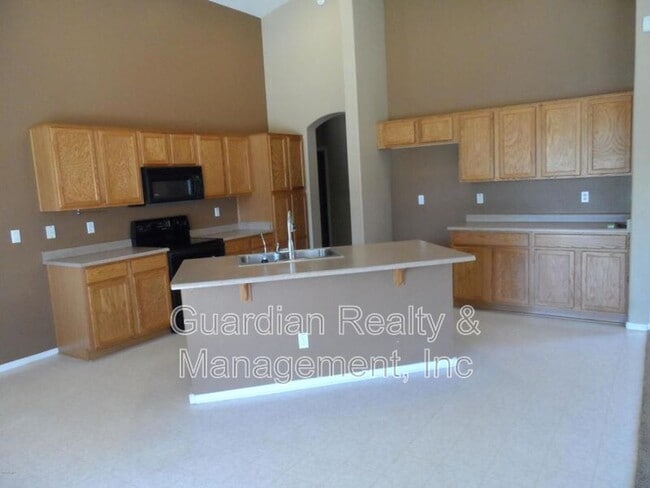 4321 E Augusta Ave in Chandler, AZ - Building Photo - Building Photo