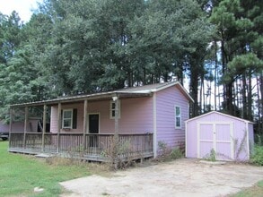 210 FM247 in Huntsville, TX - Building Photo - Building Photo