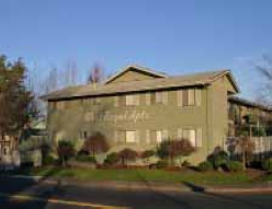 West Royal Apartments in Beaverton, OR - Foto de edificio - Building Photo