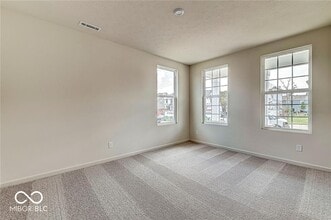 5420 Laurel Crest Run in Noblesville, IN - Building Photo - Building Photo