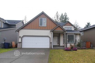 6323 Charlotte Ave SE in Auburn, WA - Building Photo