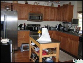 411 S Oak St in Freemansburg, PA - Building Photo - Building Photo