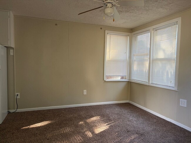 2207 32nd St in Lubbock, TX - Building Photo - Building Photo