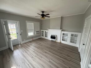 1105 Bluff St in Wichita Falls, TX - Building Photo - Building Photo