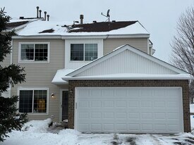 15711 Fjord Ave in Apple Valley, MN - Building Photo