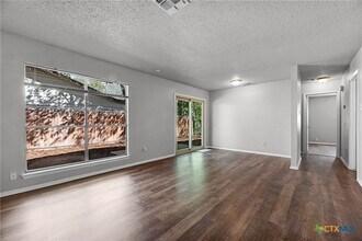 1524 Eichen Rd in New Braunfels, TX - Building Photo - Building Photo