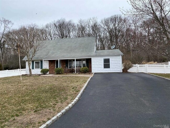 property at 63 Hastings Dr