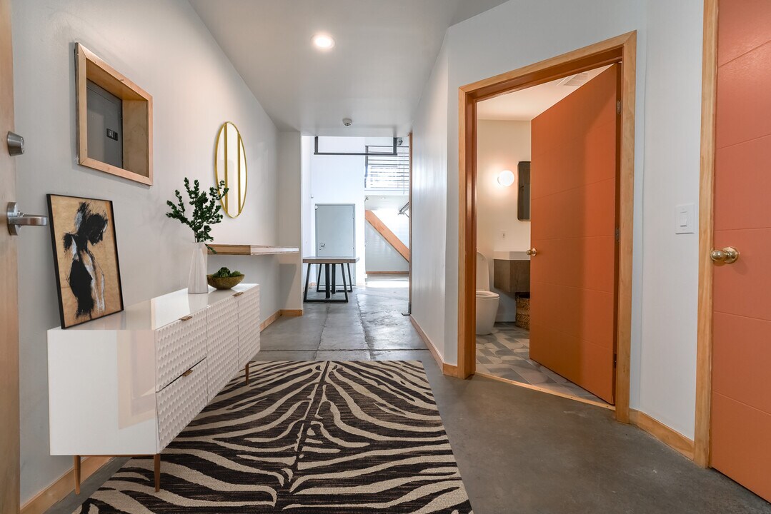 2323 Magnolia St, Unit Suite 6 in Oakland, CA - Foto de edificio