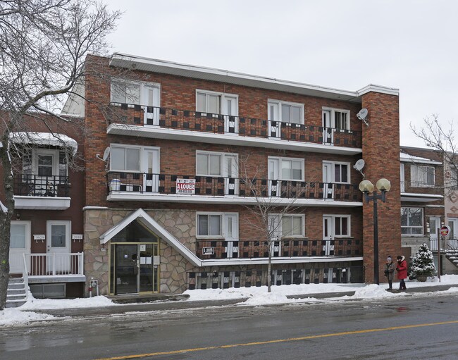 3935 Masson in Montréal, QC - Building Photo - Primary Photo