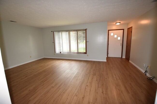 721 N Broadway St in Greenfield, IN - Building Photo - Building Photo