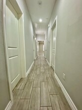5121 Doolittle Blvd-Unit -B in Houston, TX - Building Photo - Building Photo