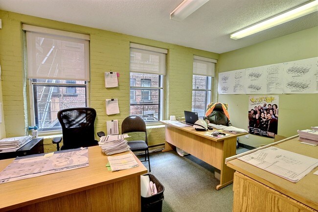 1973-1975 Falardeau Rue in Montréal, QC - Building Photo - Building Photo