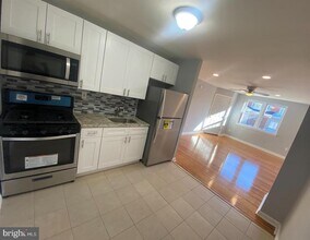 5324 N Marvine St in Philadelphia, PA - Building Photo - Building Photo