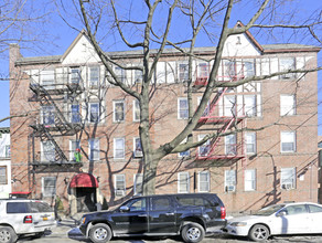 9815 34th Ave in Flushing, NY - Building Photo - Building Photo