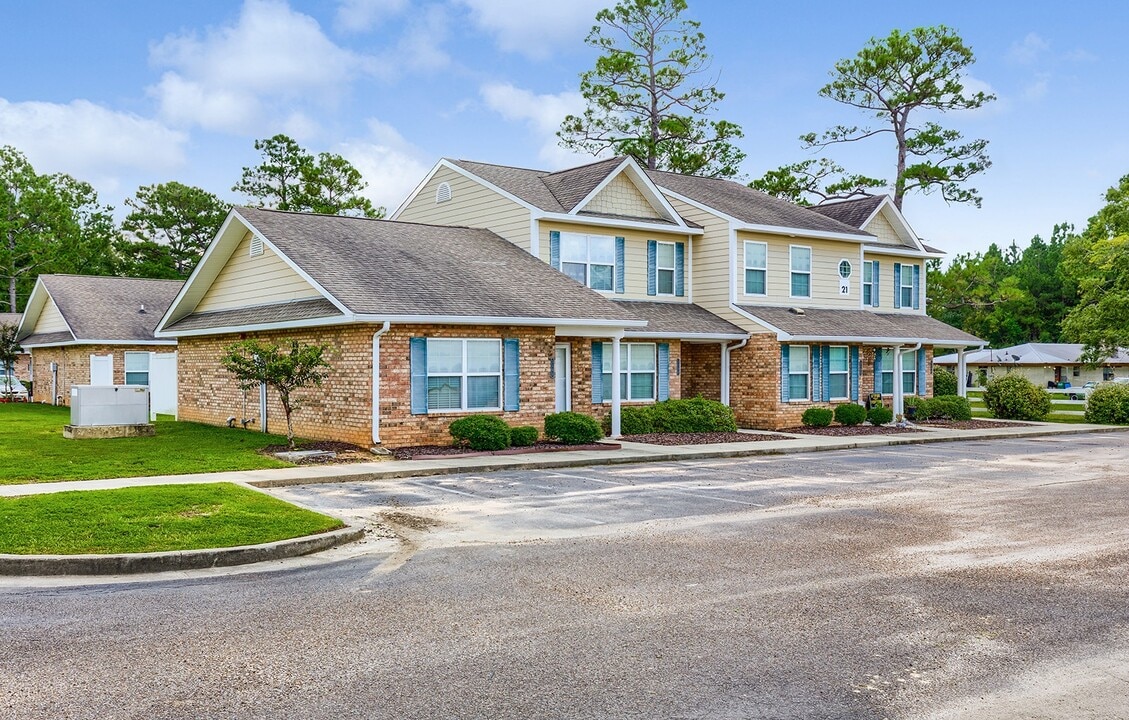 Three Rivers Landing in Gulfport, MS - Building Photo