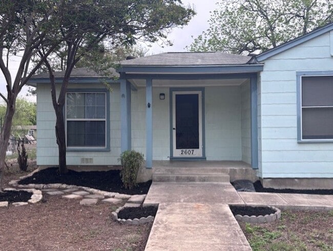 2607 W Craig Pl in San Antonio, TX - Building Photo - Building Photo