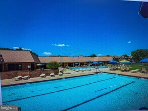 50301 Delaire Landing Rd in Philadelphia, PA - Building Photo - Building Photo