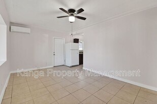 1257 W 35th St in West Palm Beach, FL - Building Photo