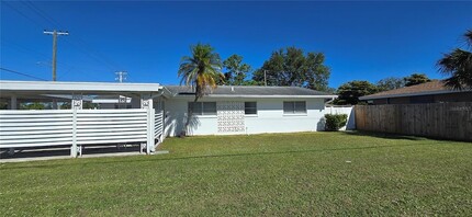 2801 Webber St, Unit D03 in Sarasota, FL - Building Photo - Building Photo