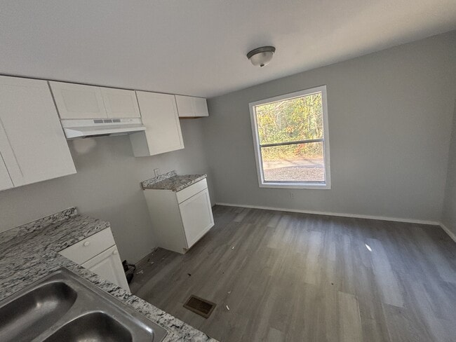 property at 40 Mcilwain Rd