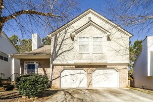 1020 Crest Ridge Pl SW in Marietta, GA - Building Photo