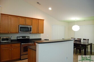 115 Blue Oak Dr in Richmond Hill, GA - Building Photo - Building Photo