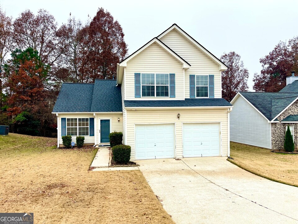 490 Cherry Branch Ln in Fairburn, GA - Building Photo