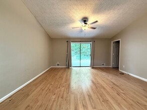 236 Goshen Ln in Woodstock, GA - Building Photo - Building Photo