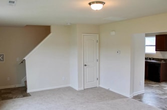 93 Aleah Ct in Lillington, NC - Building Photo - Building Photo