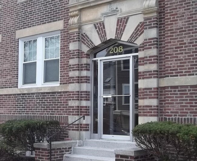 209 Fuller St, Unit #1
