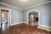 3319 Holman St photo'