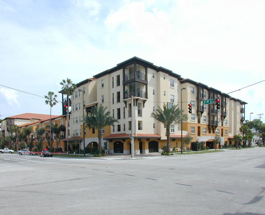 Madison at St. Petersburg in St. Petersburg, FL - Building Photo