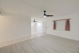 394 Normandy Ln in Delray Beach, FL - Building Photo - Building Photo