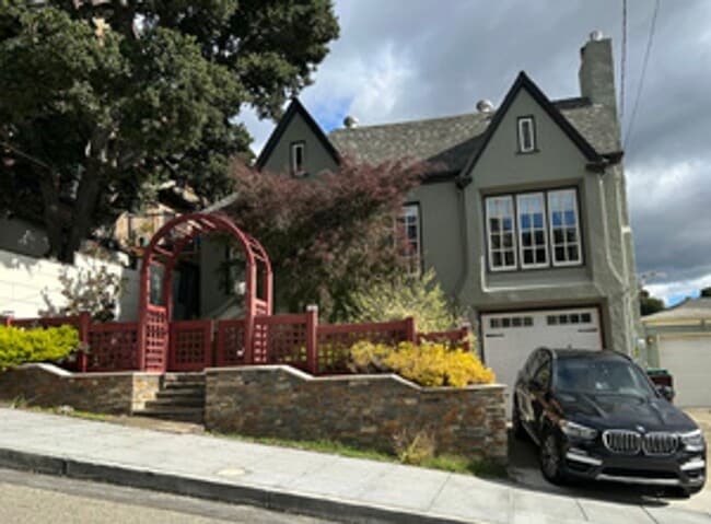 property at 621 Calmar Ave