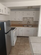 11308 E Aaron Ln, Unit 11308 in Independence, MO - Foto de edificio - Building Photo