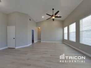 43317 Sawgrass Ln in Lancaster, CA - Building Photo - Building Photo