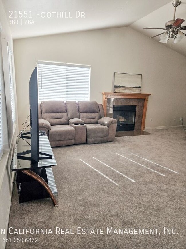 21551 Foothill Dr in Tehachapi, CA - Building Photo - Building Photo