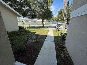 2251 Cypress Knee Loop in Kissimmee, FL - Building Photo - Building Photo