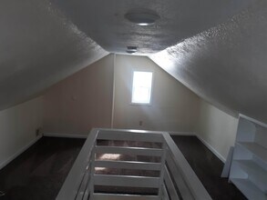 1014 Marston Ave in Ames, IA - Foto de edificio - Building Photo