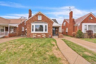 8285 Cheyenne St, Unit A1 in Detroit, MI - Building Photo