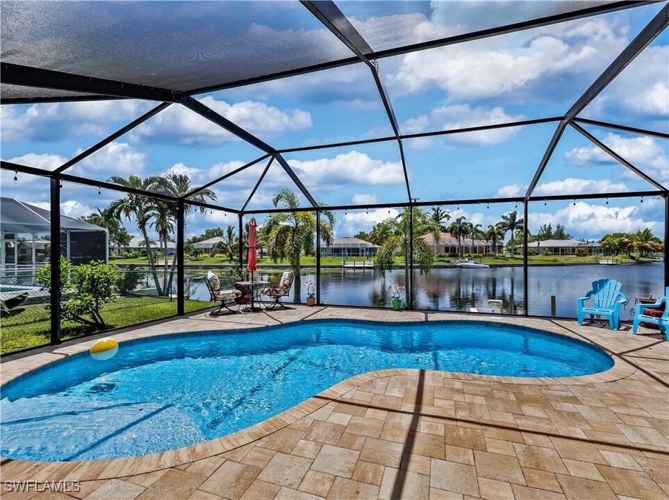 1706 SE 6th Ave in Cape Coral, FL - Building Photo