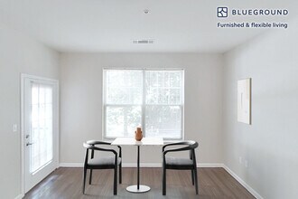160 Boylston St in Newton, MA - Building Photo - Building Photo