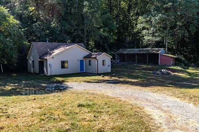 1100 Wolf Trap Rd in Charlottesville, VA - Building Photo - Building Photo