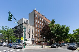 961 Eastern Pky in Brooklyn, NY - Building Photo