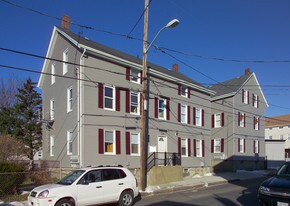 114-122 Davis St Apartments